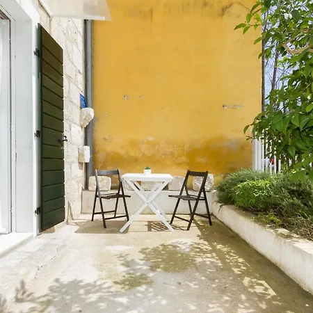 Eco Old Town Alojamento de Acomodação e Pequeno-almoço Split