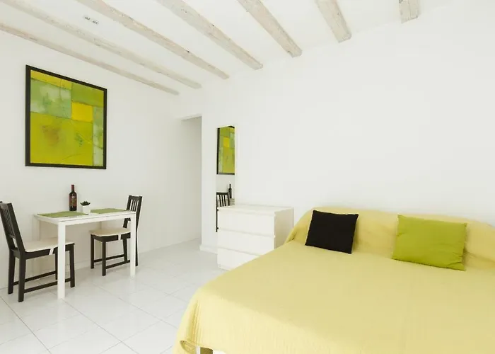 Bed and breakfast Eco Old Town 3*