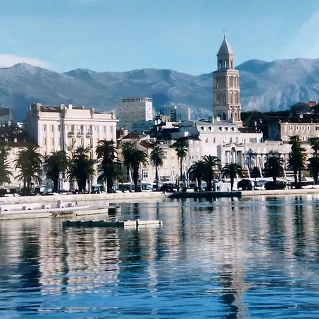 Eco Old Town Oda ve Kahvaltı 3*